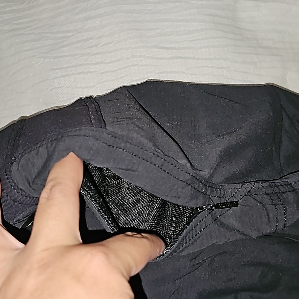 Athleta Black Pants Woman's Size 10 - Picture 12 of 16